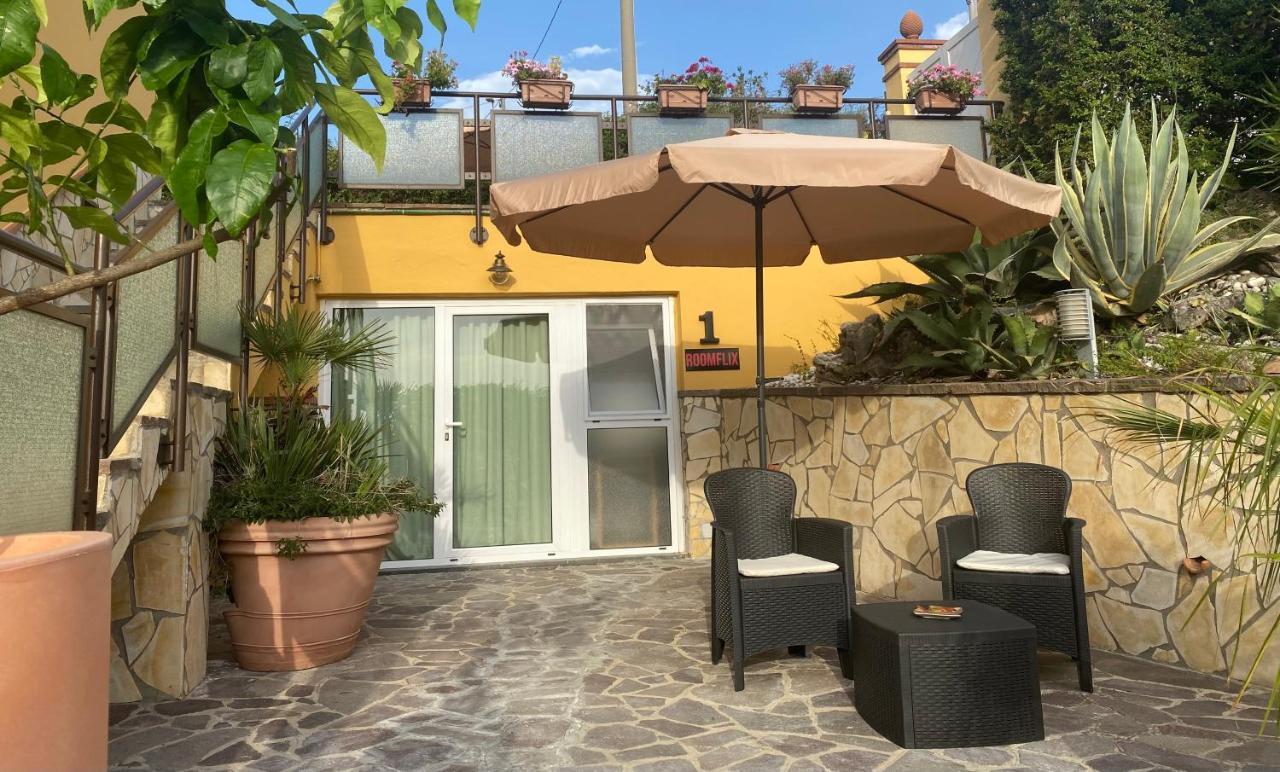 B&B Il Giardino Di Armida Ольястро-Чиленто Экстерьер фото